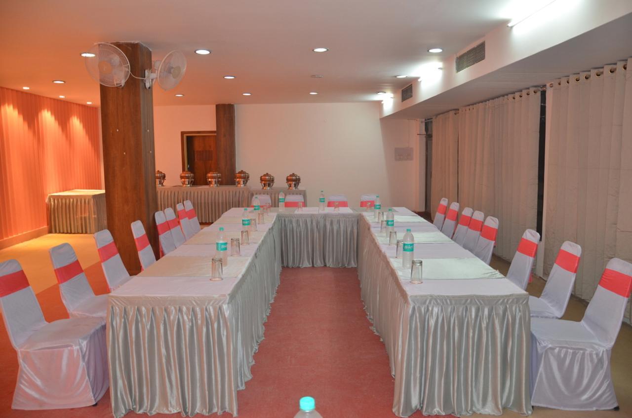 Hotel Khajuraho Regency Μποπάλ Εξωτερικό φωτογραφία