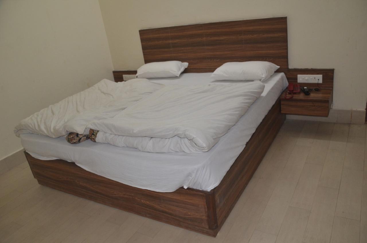 Hotel Khajuraho Regency Μποπάλ Εξωτερικό φωτογραφία